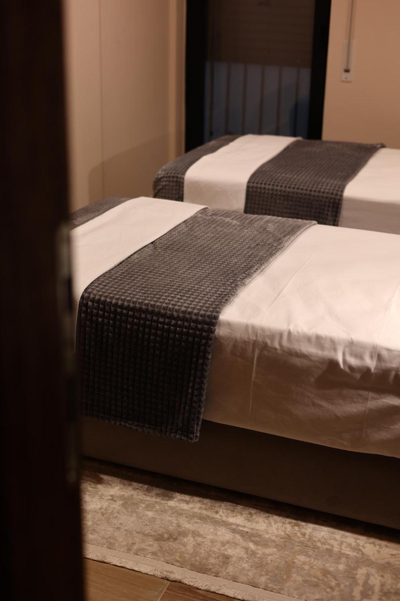 Tirana Herin Apartments Экстерьер фото
